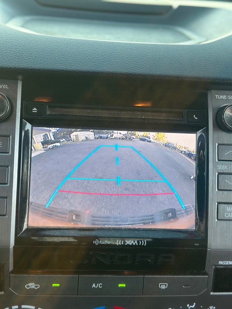 Photo 33 of this CHRYSLER TOWN & COUNTRY