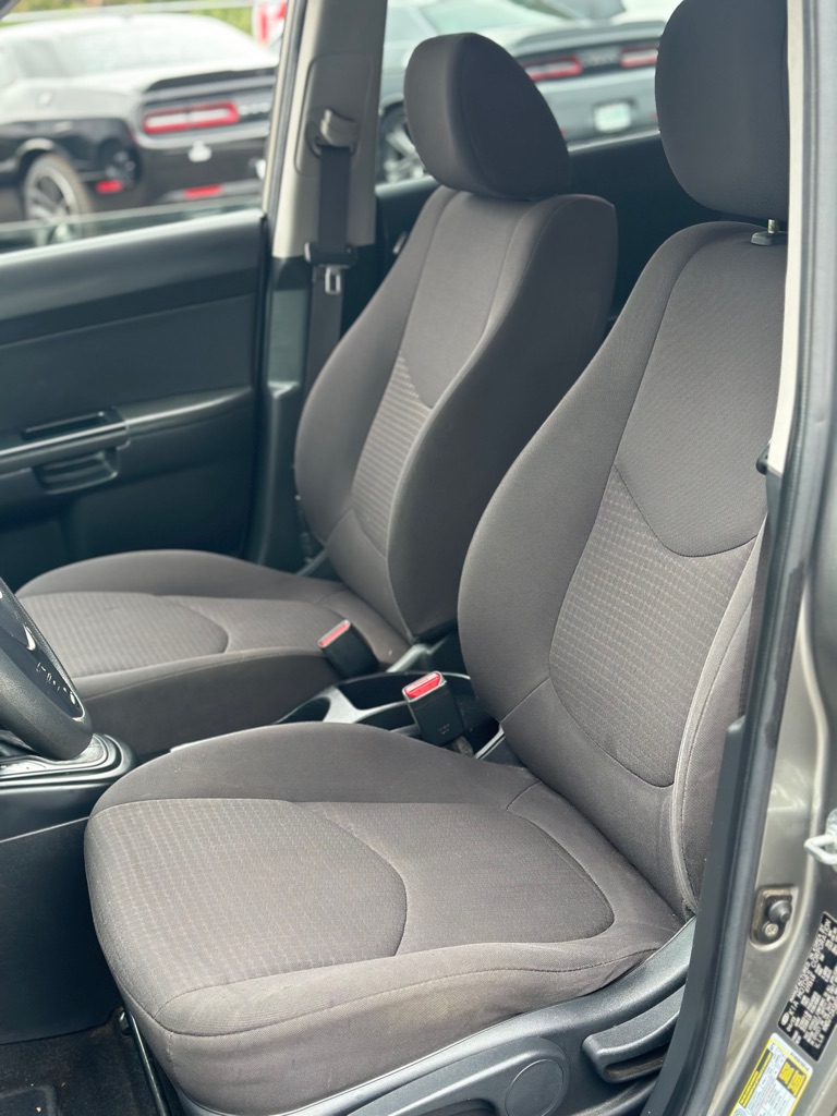 Photo 6 of this KIA SOUL