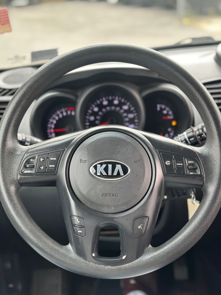 Photo 7 of this KIA SOUL