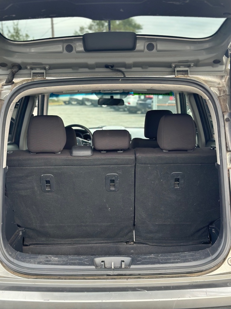 Photo 16 of this KIA SOUL