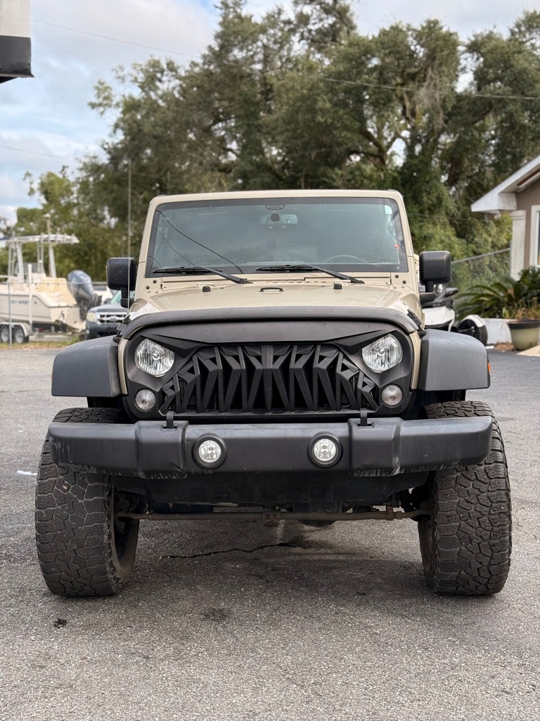 Photo 2 of this JEEP WRANGLER UNLIMI