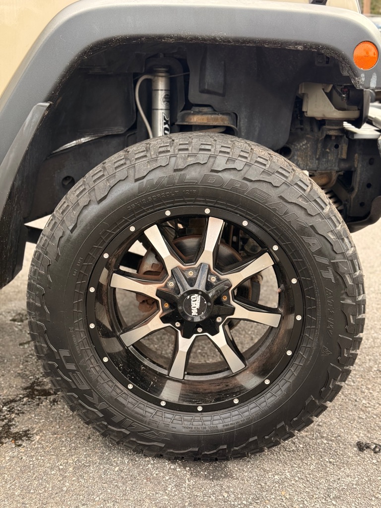 Photo 16 of this JEEP WRANGLER UNLIMI