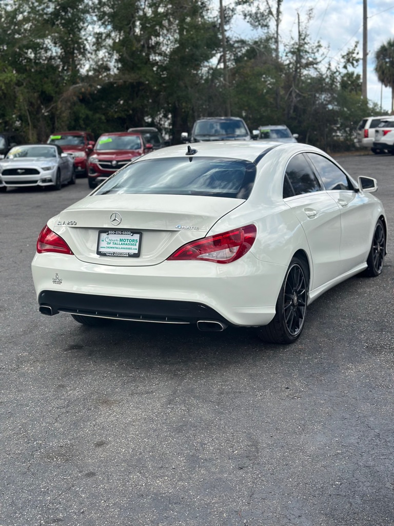 Photo 3 of this MERCEDES-BENZ CLA