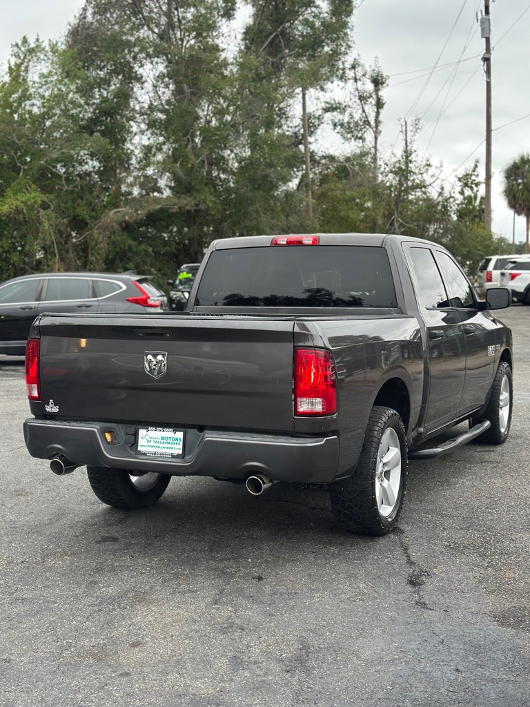 Photo 4 of this RAM 1500