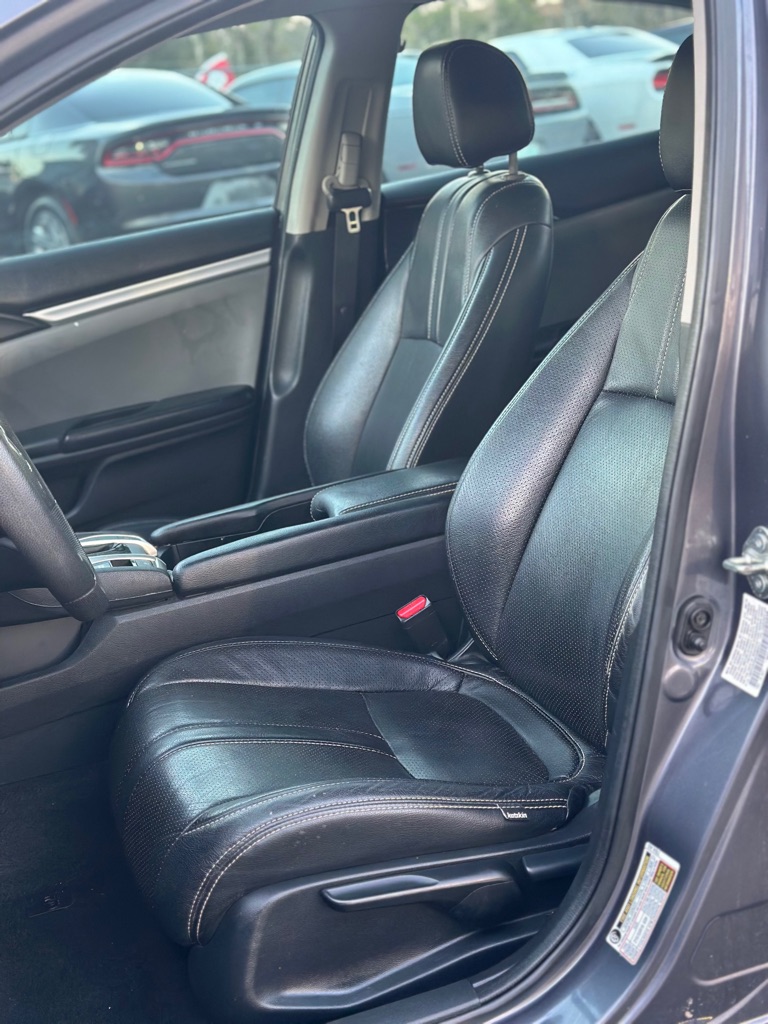 Photo 7 of this HONDA CIVIC