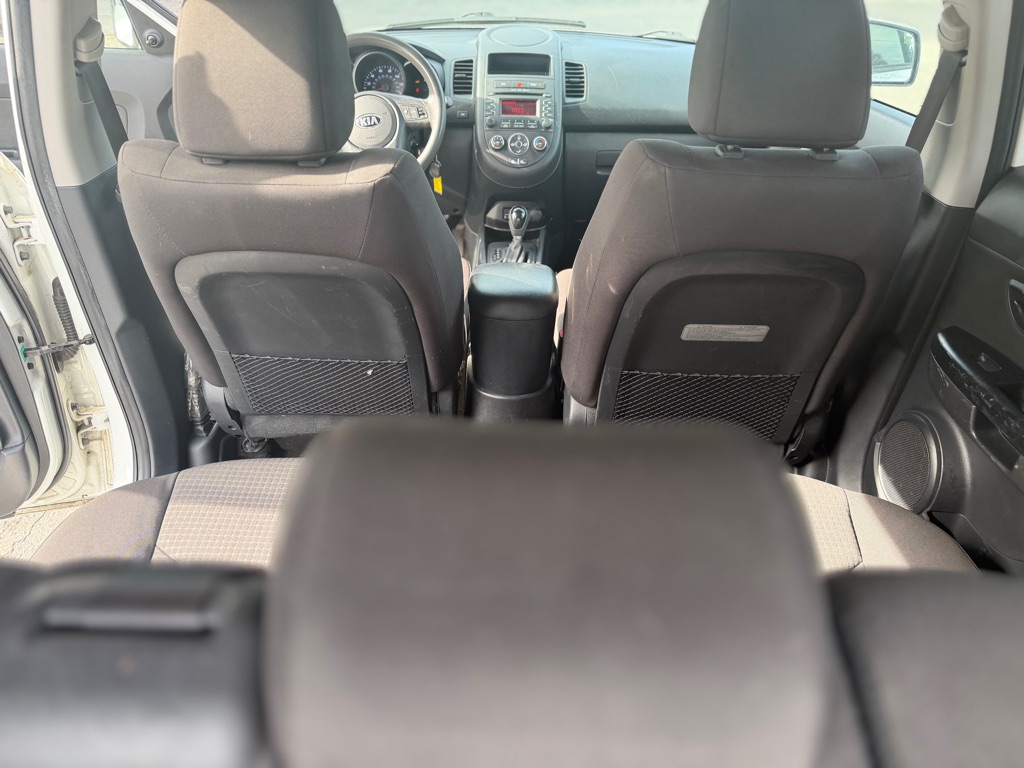 Photo 18 of this KIA SOUL