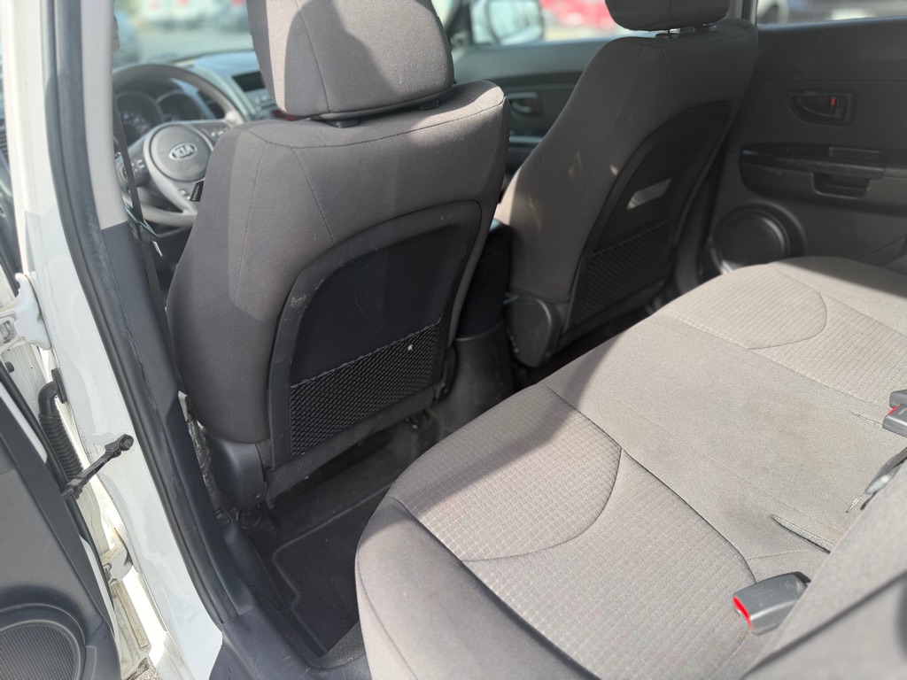 Photo 11 of this KIA SOUL