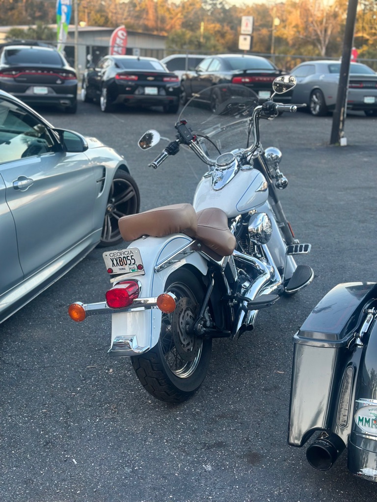 Photo 2 of this HARLEY-DAVIDSON SOFTAIL