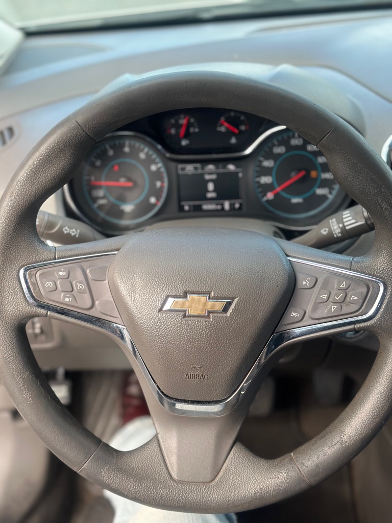 Photo 6 of this CHEVROLET CRUZE