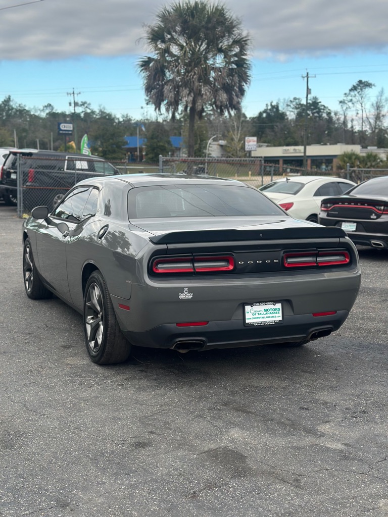 Photo 5 of this DODGE CHALLENGER