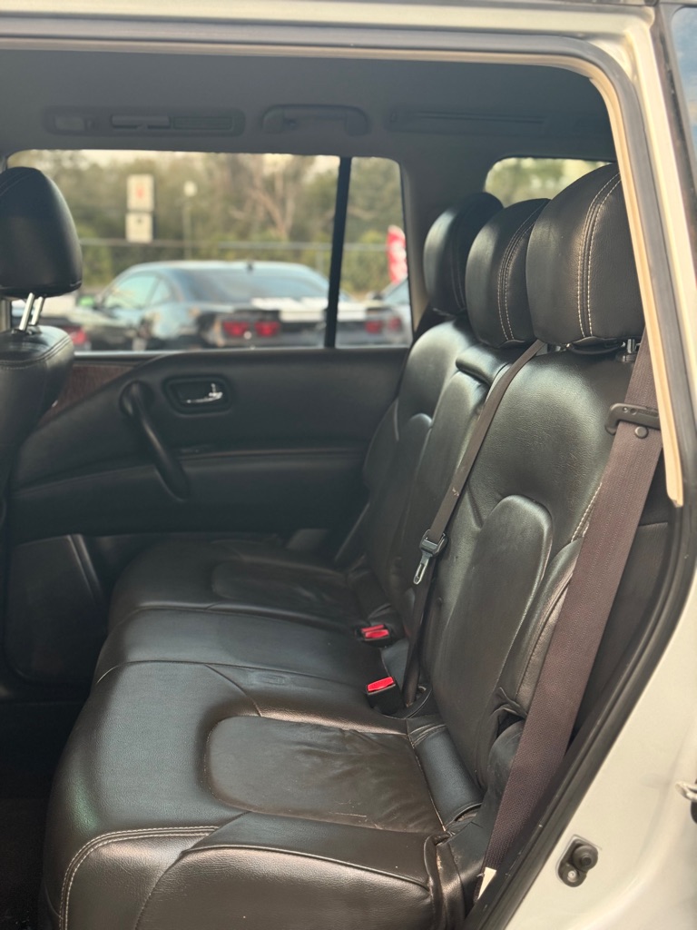 Photo 7 of this NISSAN ARMADA