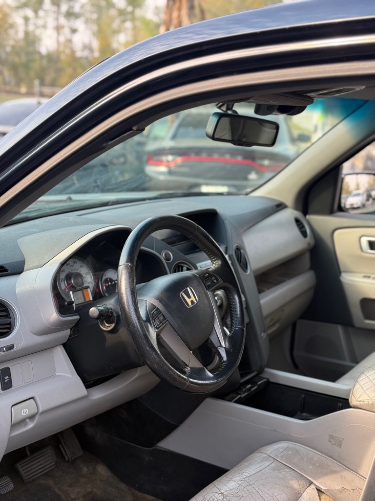 Photo 6 of this HONDA PILOT