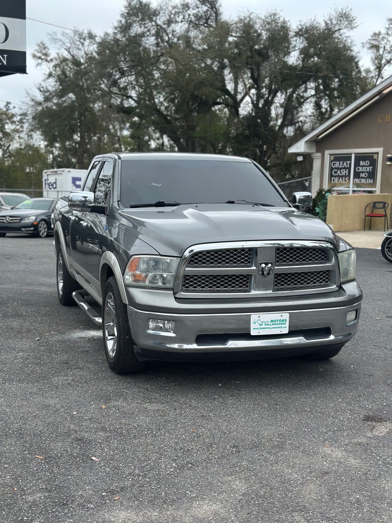 Photo 2 of this DODGE RAM 1500