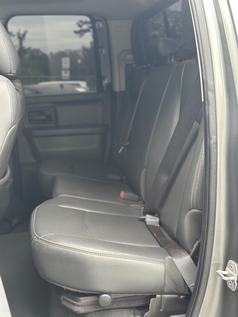 Photo 7 of this DODGE RAM 1500