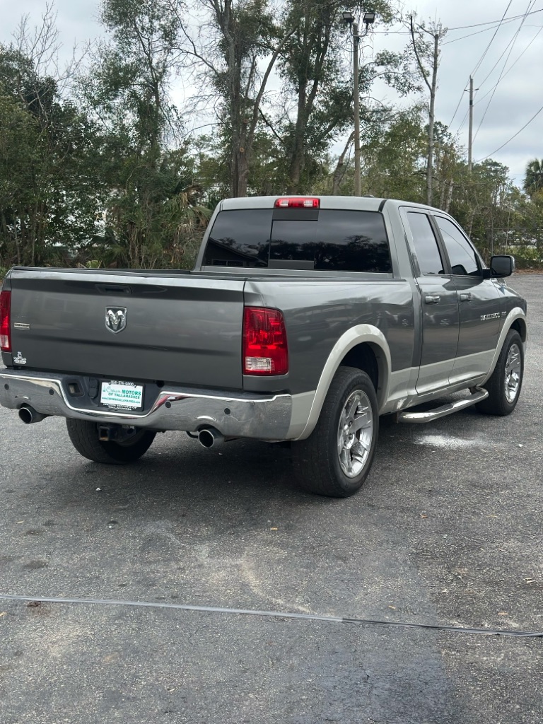 Photo 3 of this DODGE RAM 1500