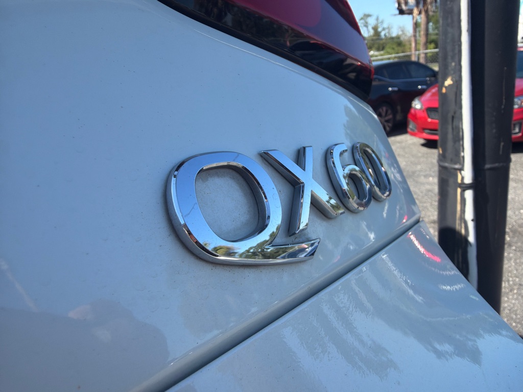 Photo 8 of this INFINITI QX60
