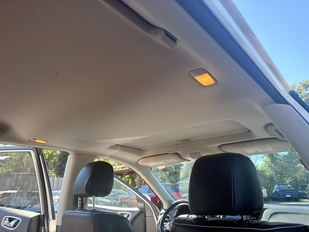 Photo 14 of this INFINITI QX60