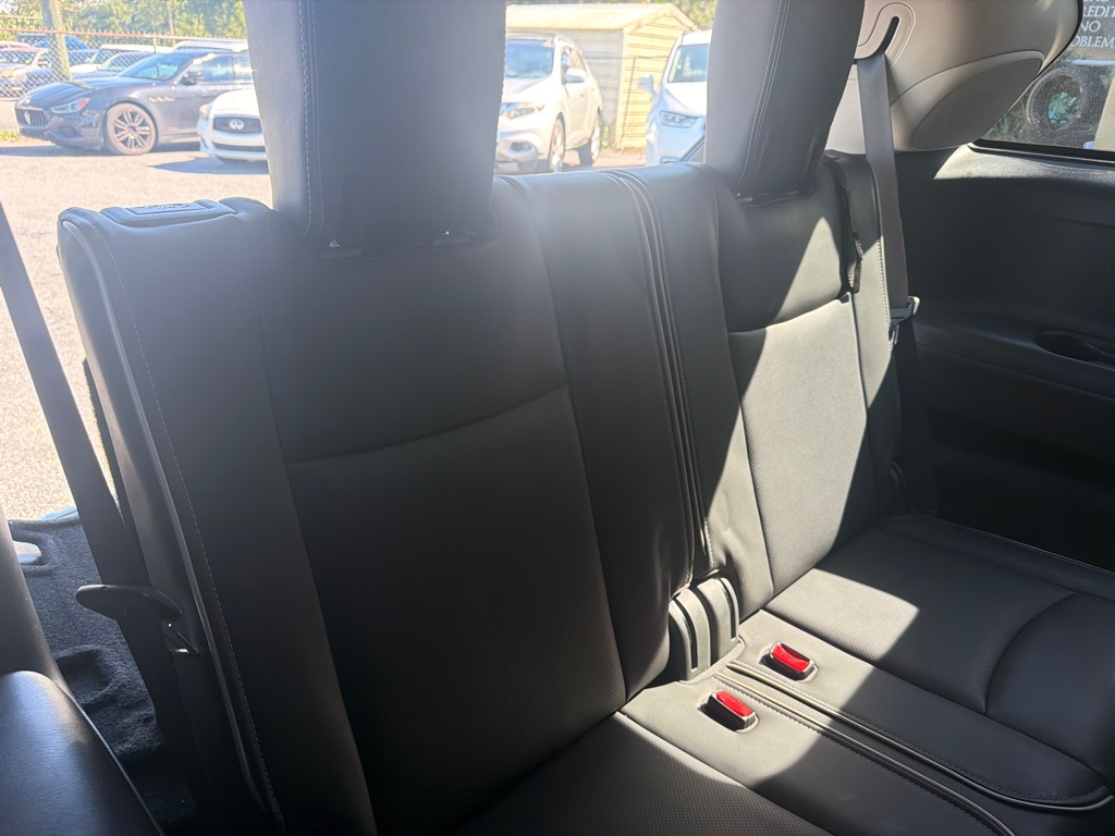 Photo 12 of this INFINITI QX60