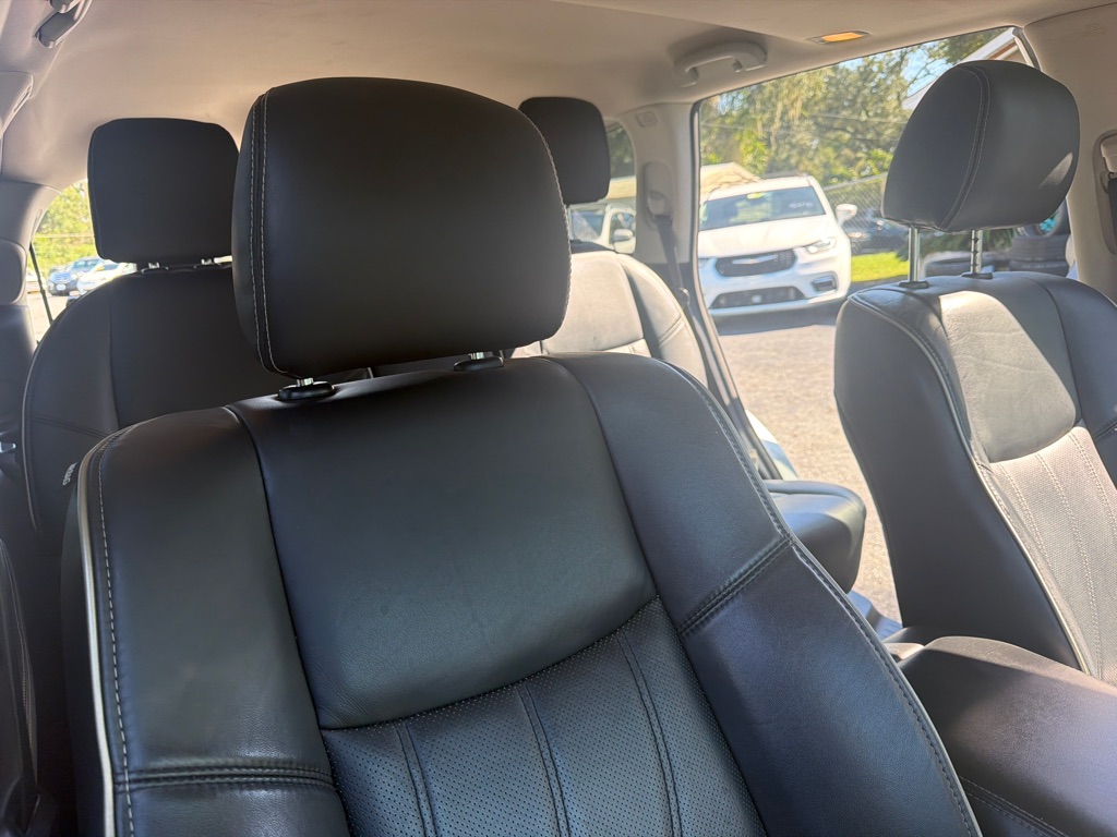 Photo 16 of this INFINITI QX60