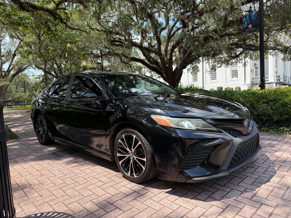 Photo 3 of this TOYOTA CAMRY
