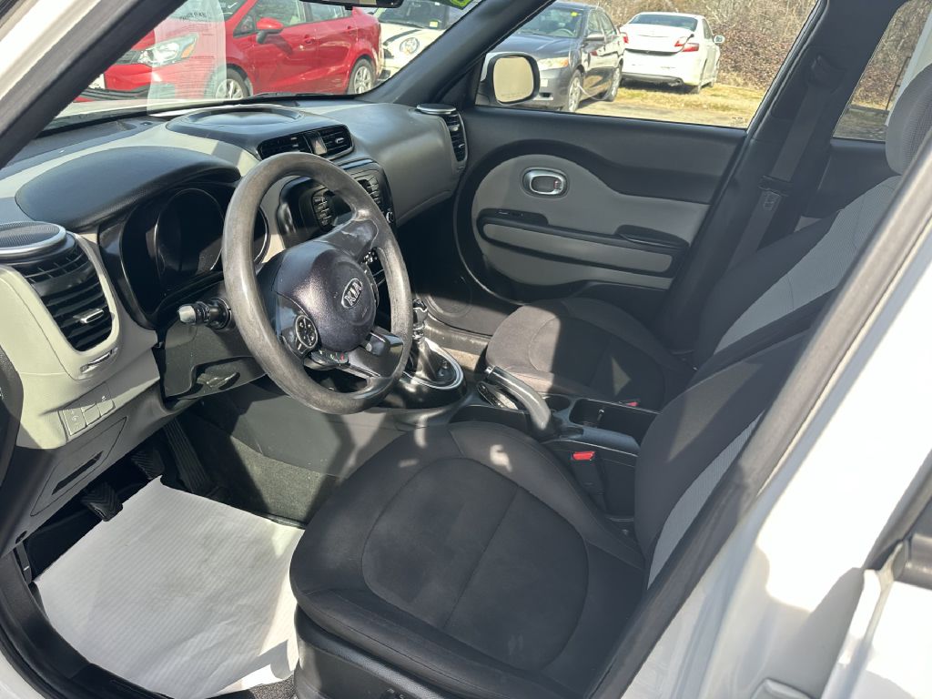 Photo 4 of this KIA SOUL