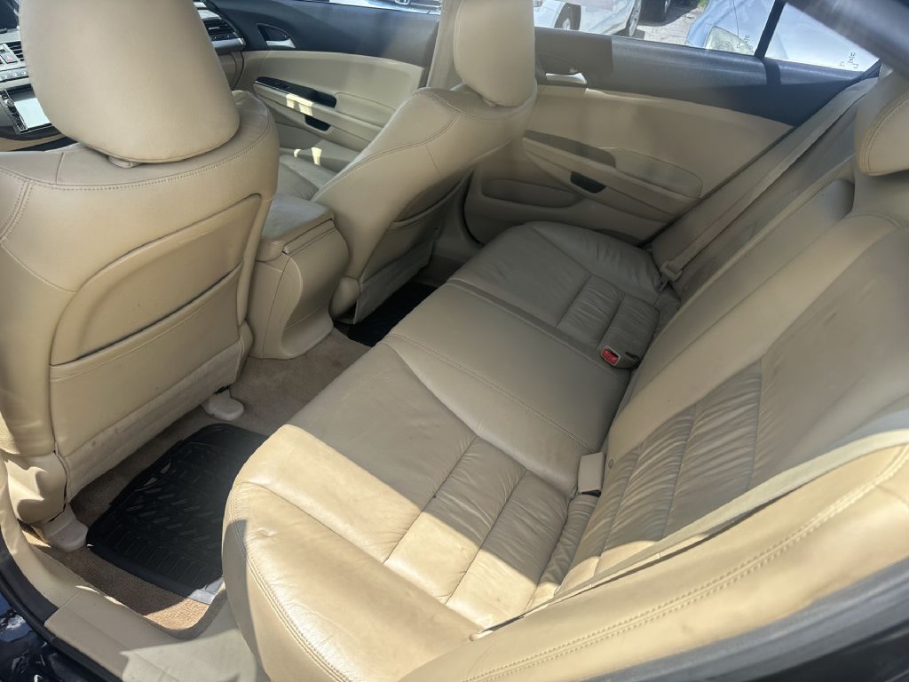 Photo 5 of this HONDA ACCORD