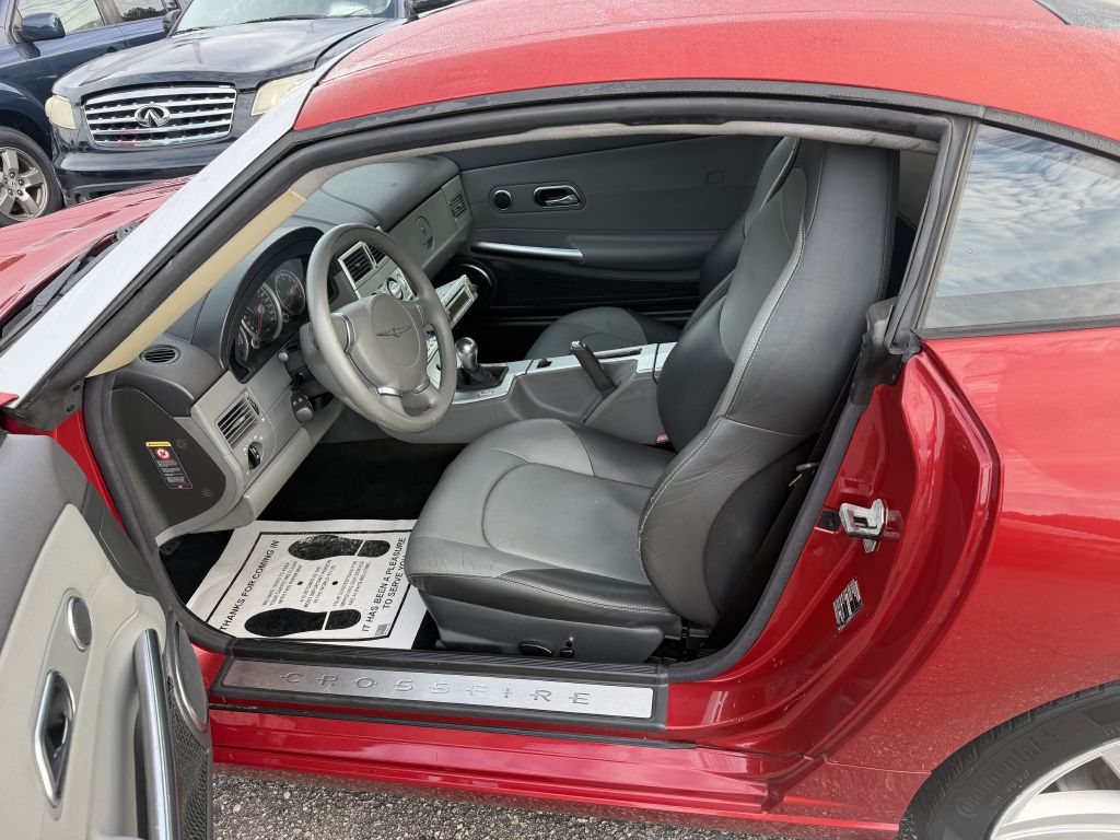 Photo 4 of this CHRYSLER CROSSFIRE