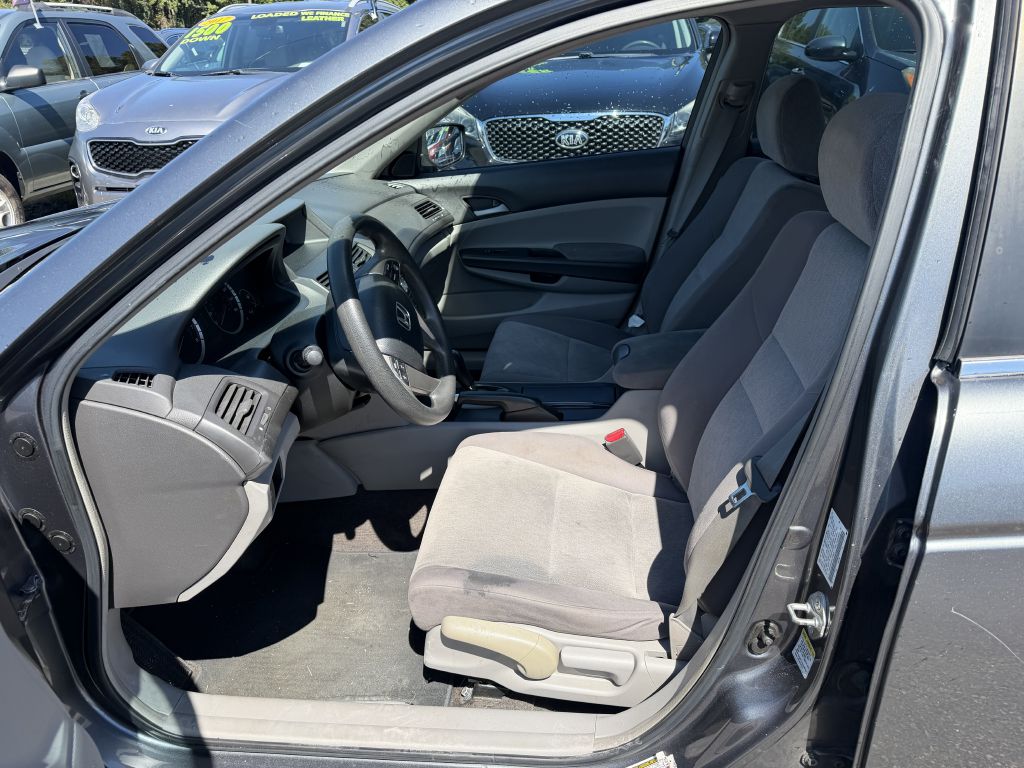 Photo 4 of this HONDA ACCORD