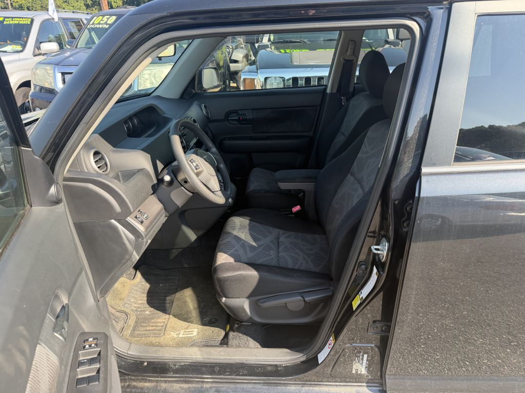 Photo 4 of this SCION XB