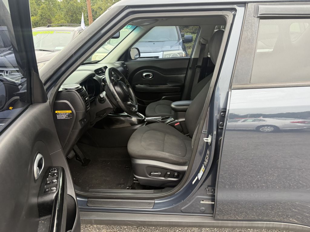 Photo 4 of this KIA SOUL