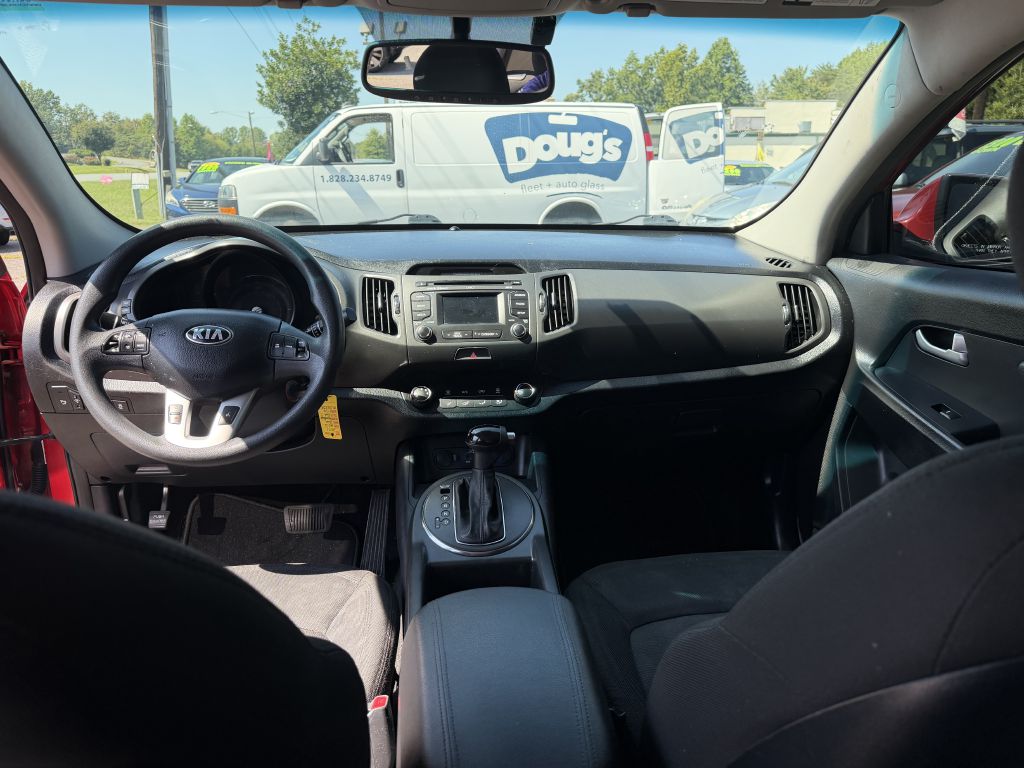 Photo 6 of this KIA SPORTAGE