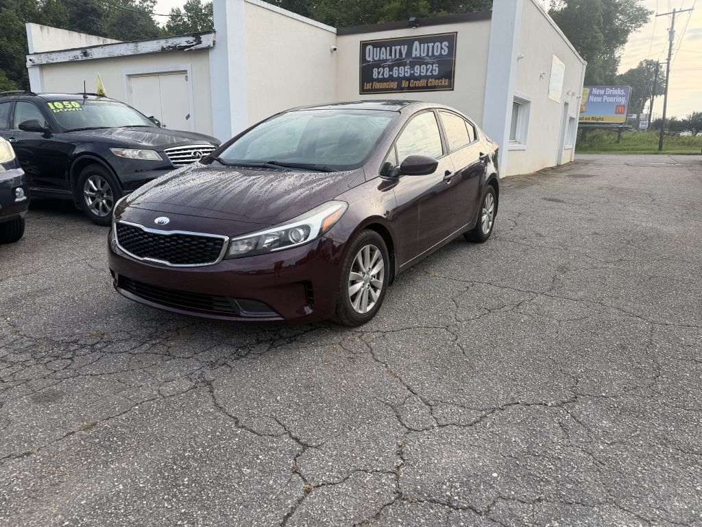 Photo 2 of this KIA FORTE