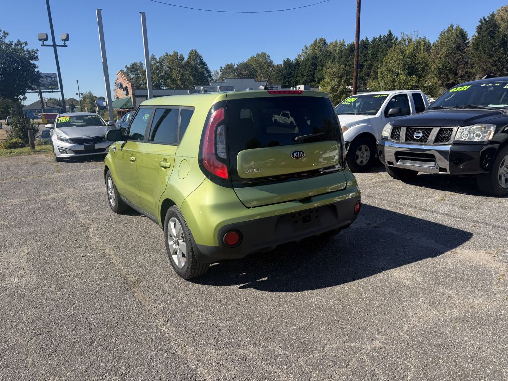 Photo 3 of this KIA SOUL