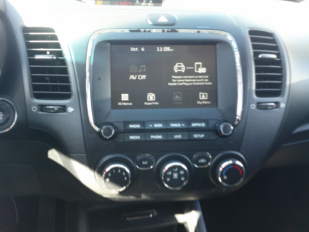 Photo 9 of this KIA FORTE5