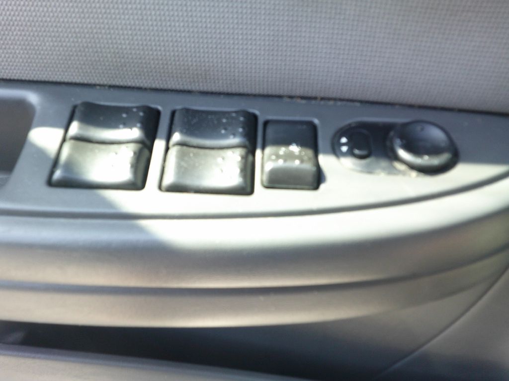 Photo 6 of this SATURN ION