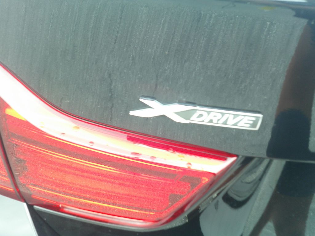 Photo 18 of this BMW 4 SERIES