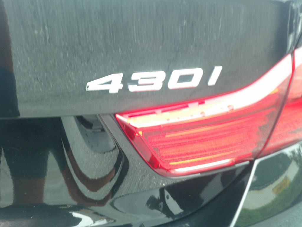 Photo 19 of this BMW 4 SERIES