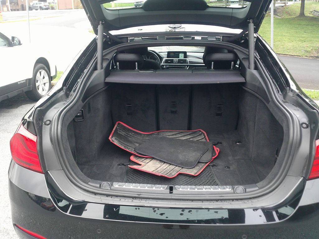Photo 20 of this BMW 4 SERIES