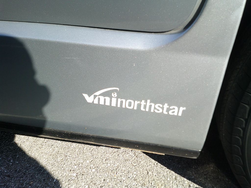 Photo 6 of this TOYOTA SIENNA