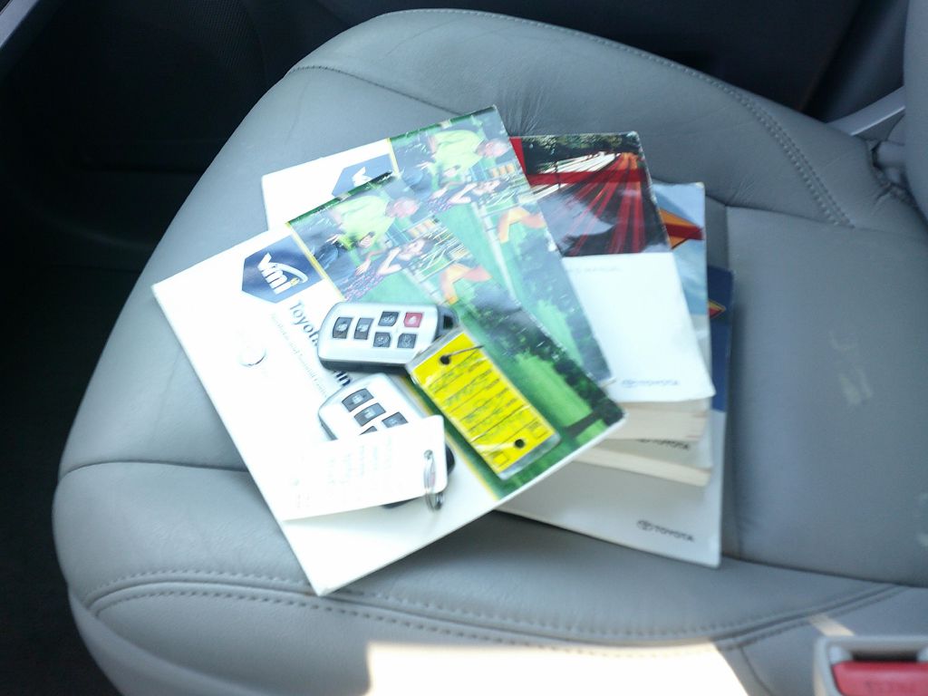 Photo 13 of this TOYOTA SIENNA