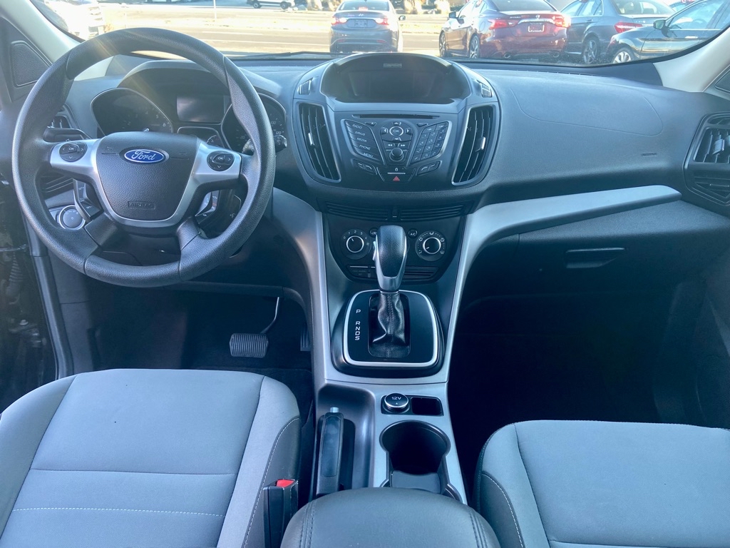 Photo 5 of this FORD ESCAPE