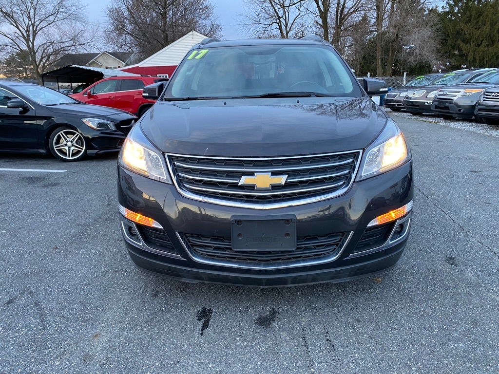 Photo 3 of this CHEVROLET TRAVERSE