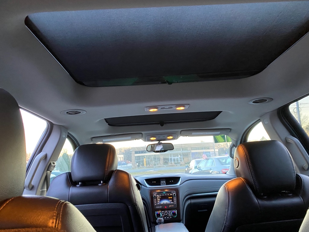 Photo 12 of this CHEVROLET TRAVERSE