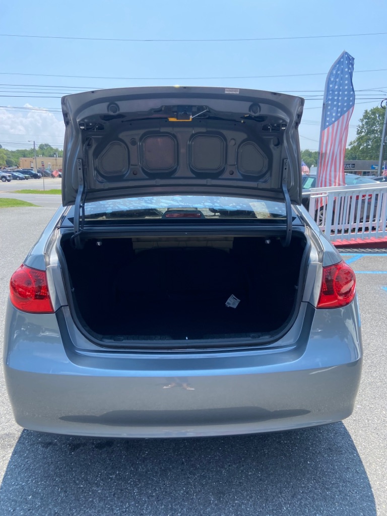 Photo 9 of this HYUNDAI ELANTRA