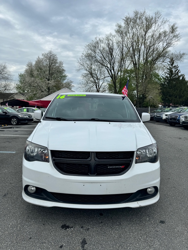 Photo 3 of this DODGE GRAND CARAVAN