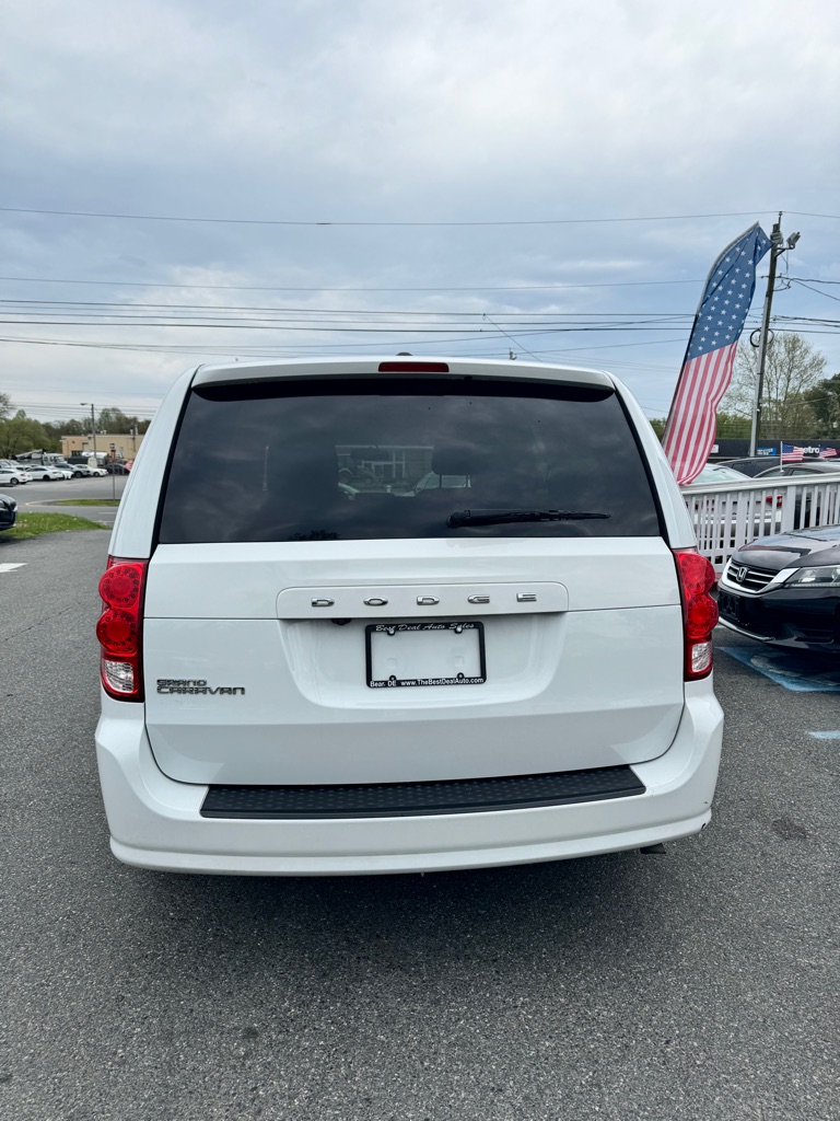 Photo 5 of this DODGE GRAND CARAVAN