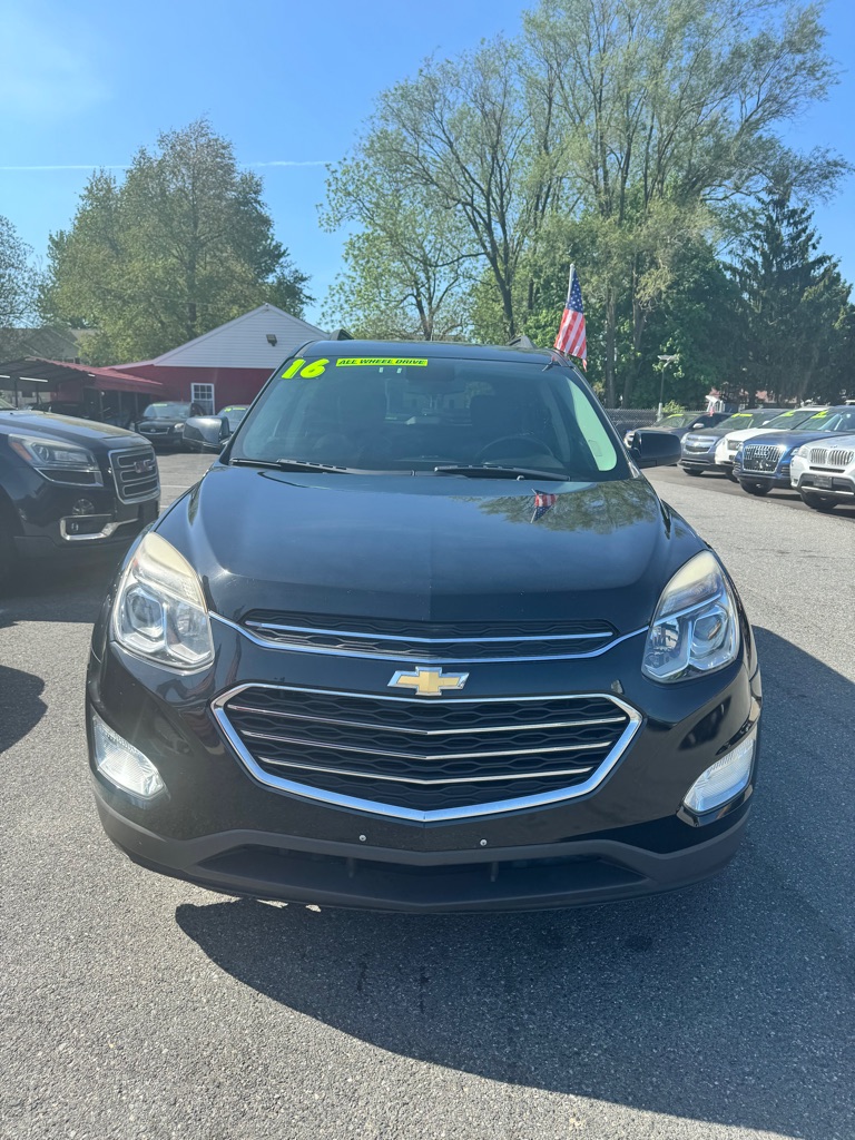 Photo 3 of this CHEVROLET EQUINOX