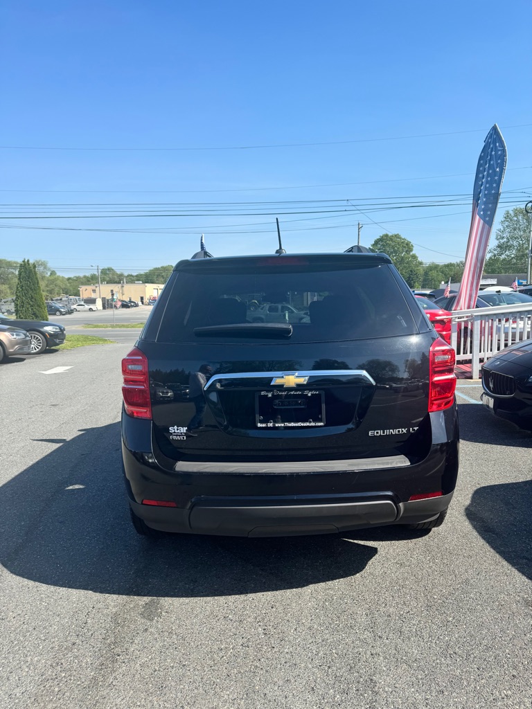 Photo 5 of this CHEVROLET EQUINOX
