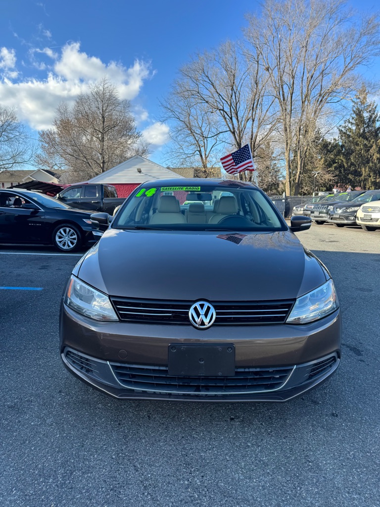 Photo 3 of this VOLKSWAGEN JETTA