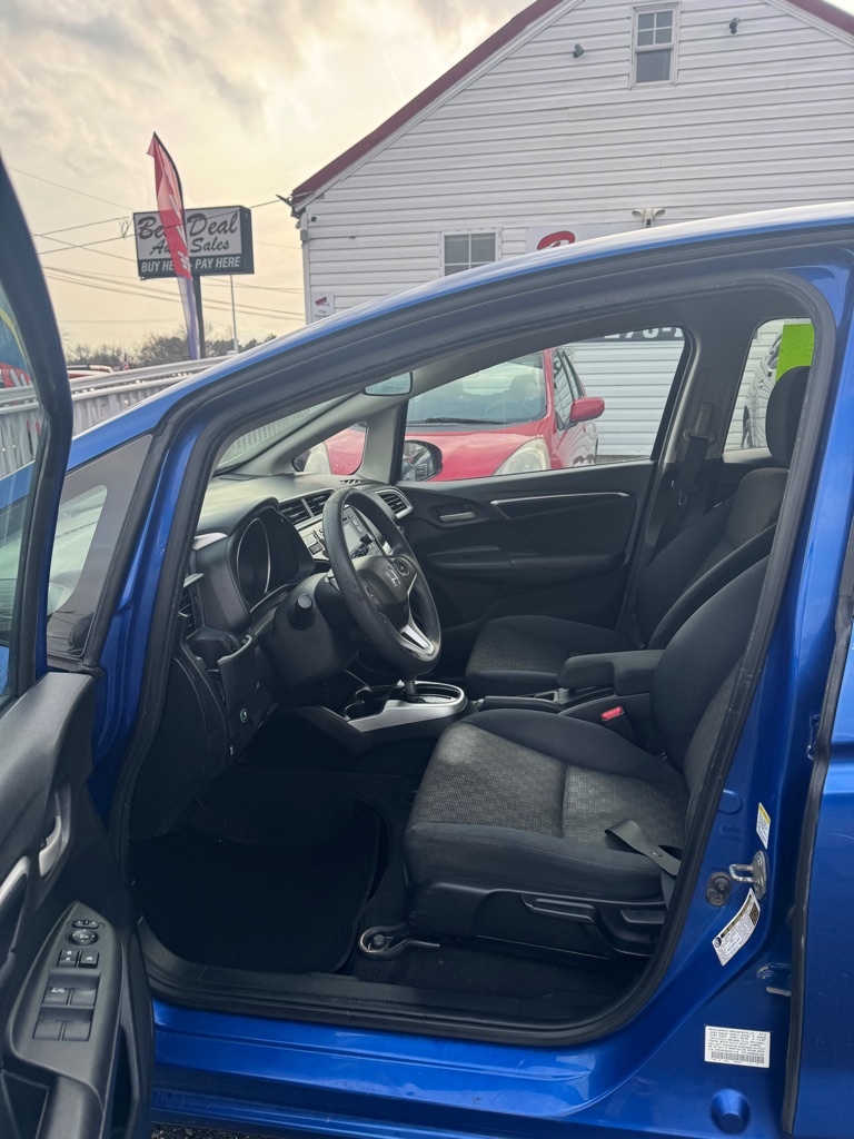 Photo 7 of this HONDA FIT
